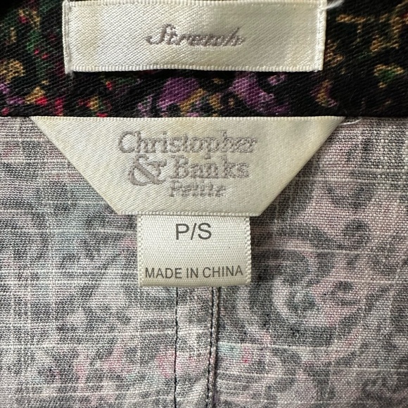 Christopher & Banks Stretch Denim Style Crop Jacket Sz. Small EUC Pit-Pit 18.5" - Picture 2 of 11